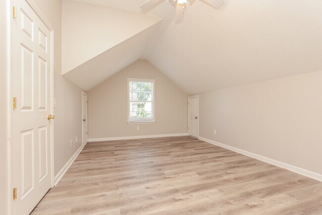Building Photo - 3404 Whitesail Ct