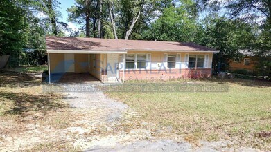 Building Photo - Lovely 3 Bedroom Macon Residence - Move in...