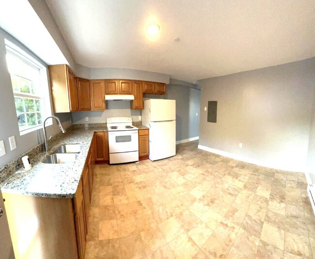 Building Photo - 19 Rutter St