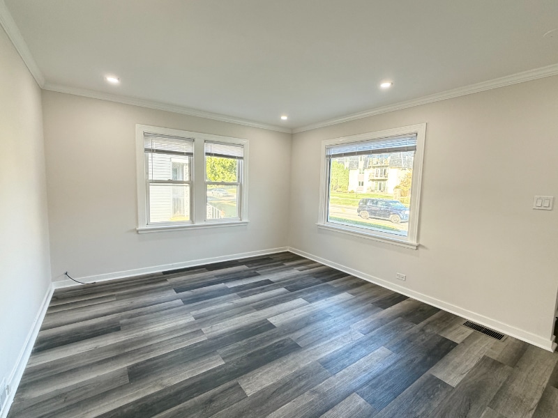 Building Photo - 18534 Wentworth Ave