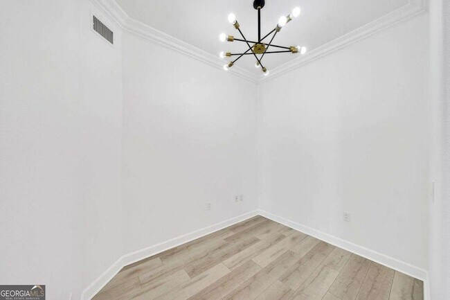 Building Photo - 3445 N Stratford Rd NE