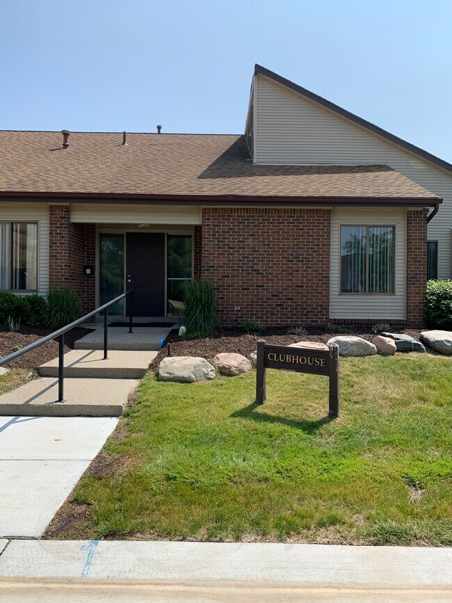 Club House - 6680 Ridgefield Cir