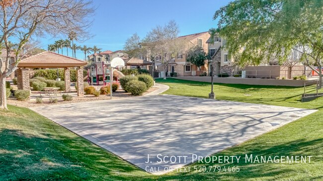 Building Photo - 746 N Laguna Dr