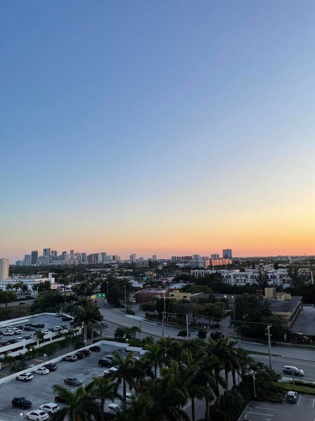 1180 N Federal Hwy 1180 N Federal - 1180 N Federal Hwy Fort Lauderdale Fl Building Photo 