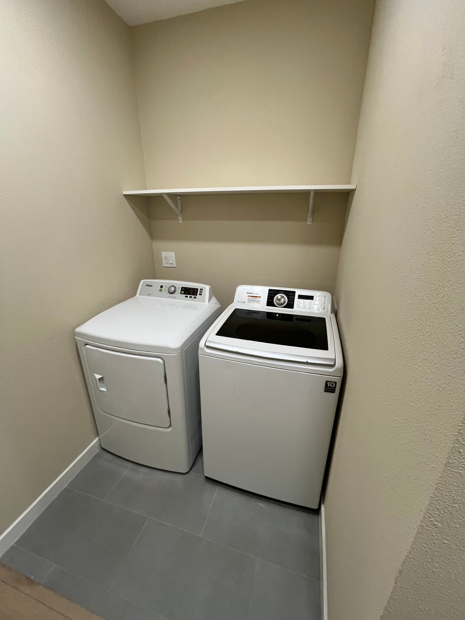 Building Photo - 608 Myrtle Ave