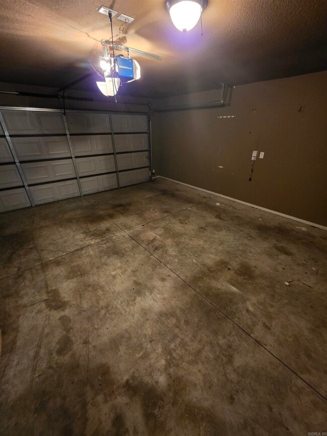 Building Photo - 3209 Miracle Heights Ct