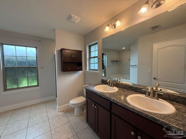 Building Photo - 3838 Weatherstone Cir