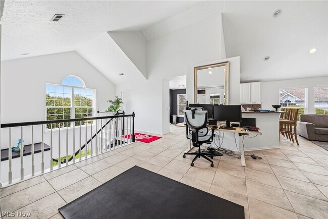 Building Photo - 351 E Legend Ct