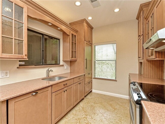 Building Photo - 8200 Neely Dr