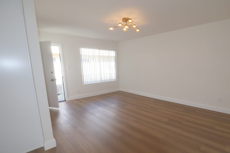 Building Photo - 5457 Laurel Canyon Blvd