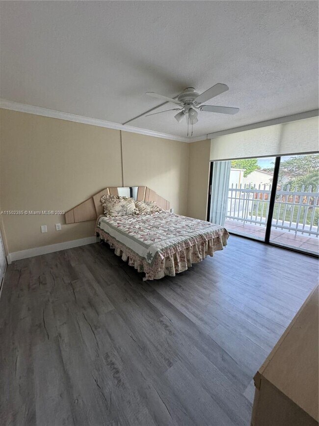 Building Photo - 2101 SW 122nd Ct