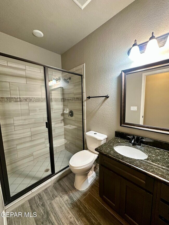 Building Photo - 7785 Enchanted Cir Dr