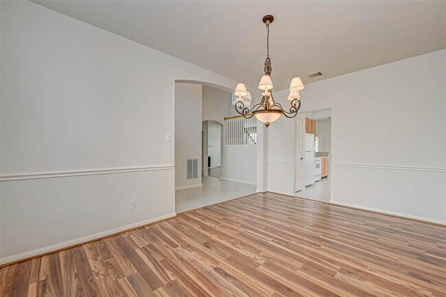Building Photo - 6031 Bradworthy Dr