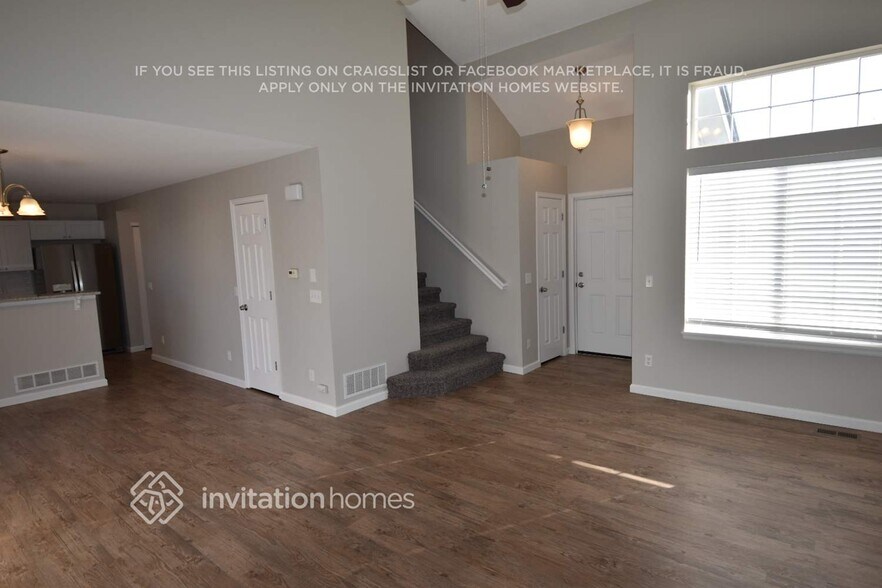 Building Photo - 3875 S Quemoy Ct