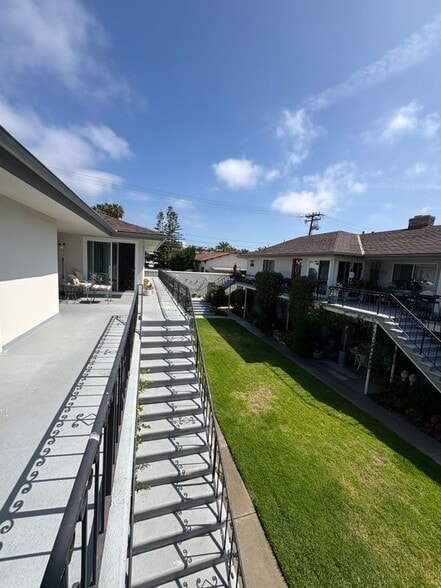 Building Photo - 24257 Santa Clara Ave