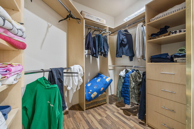 Building Photo - 68215 Pasada Rd