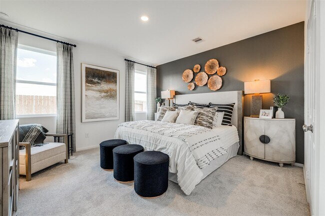 Building Photo - 26518 Foxtail Fern Dr
