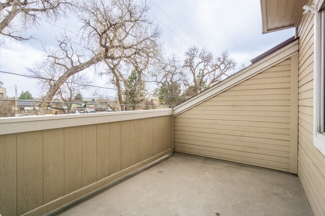 Building Photo - 4901 Garrison St