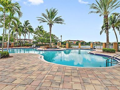 Building Photo - 4506 SW 160th Ave