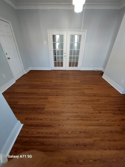 Building Photo - 253 Bowers St