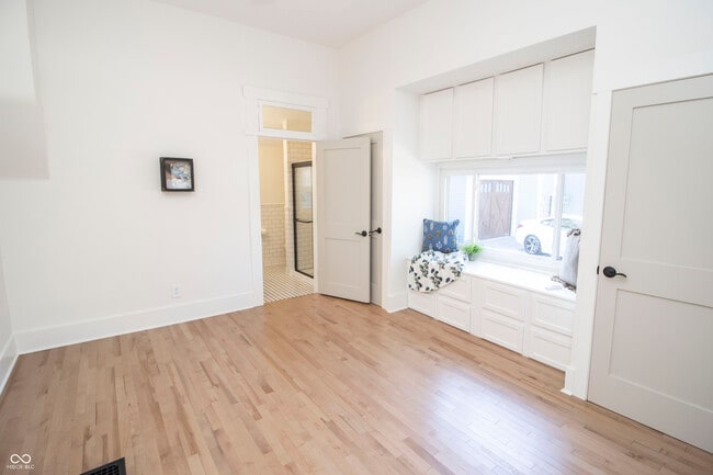 Building Photo - 1383 Cherry St