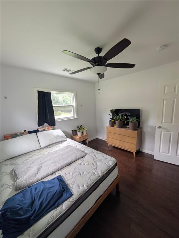 Building Photo - 3221 Bobolink Dr