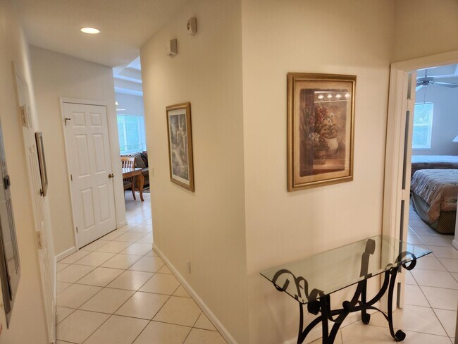 Building Photo - 8913 Sandshot Ct