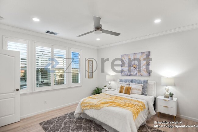 Building Photo - 28530 Gulfport Cir