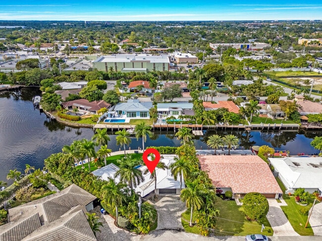 Building Photo - 1725 NE 23rd Ave