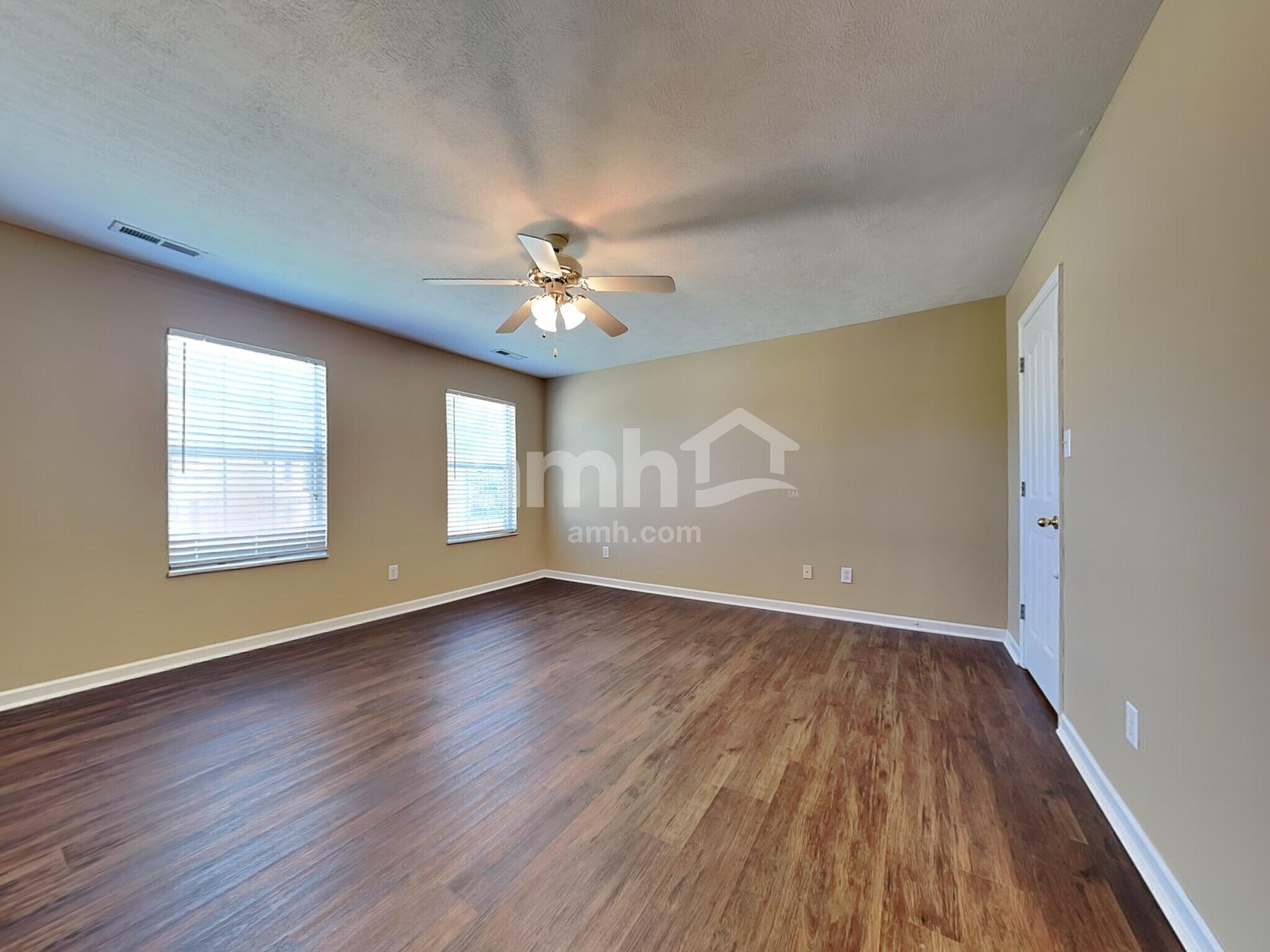 Building Photo - 6937 Cherry Grove Rd