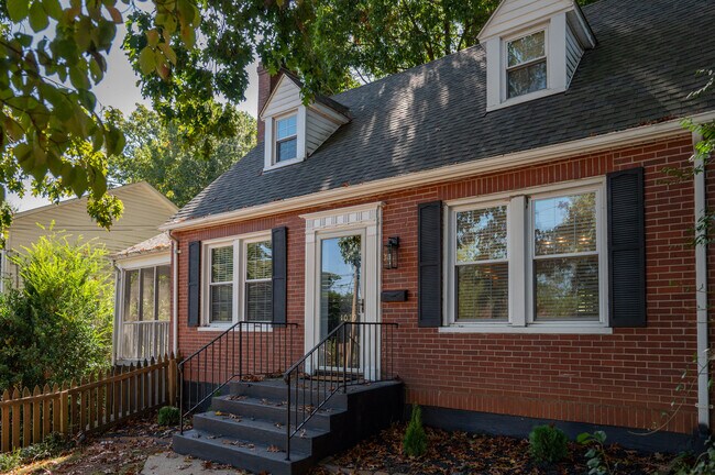 Primary Photo - 1019 Chowan Ave
