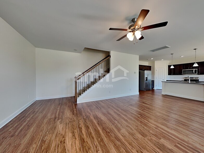 Building Photo - 4848 Chutney Dr