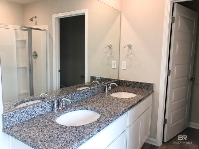 Building Photo - 723 Amador Avenue