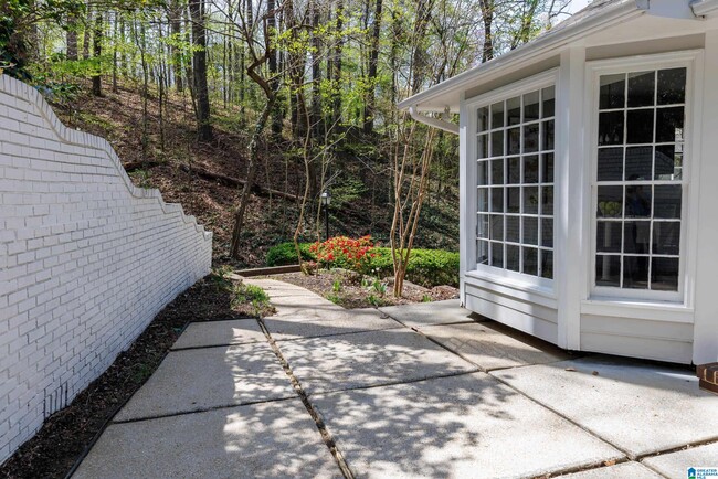 Building Photo - 2105 Arrow Leaf Dr