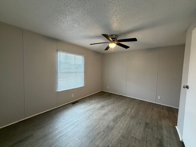 Building Photo - 6437 Spring Place Rd SE