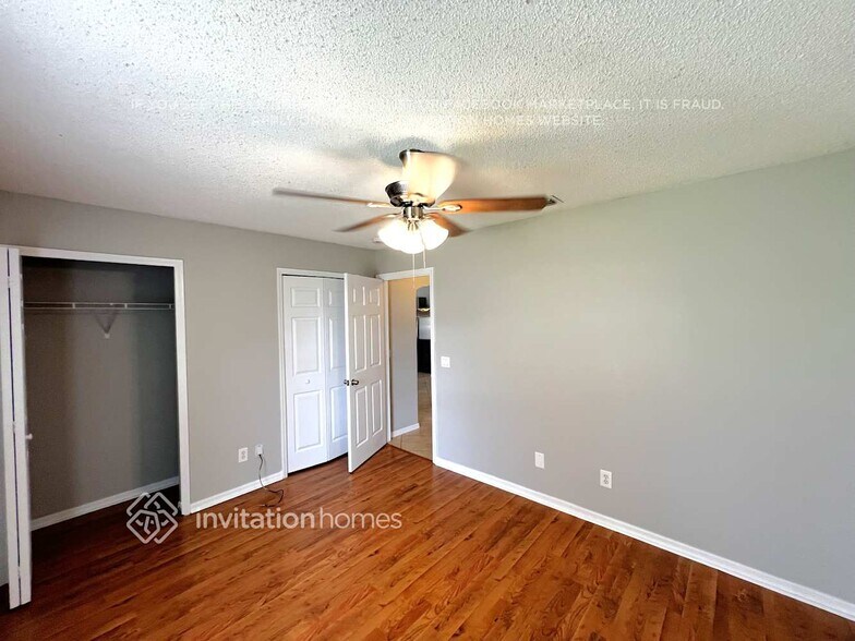 Building Photo - 5316 NW Acmar Ct