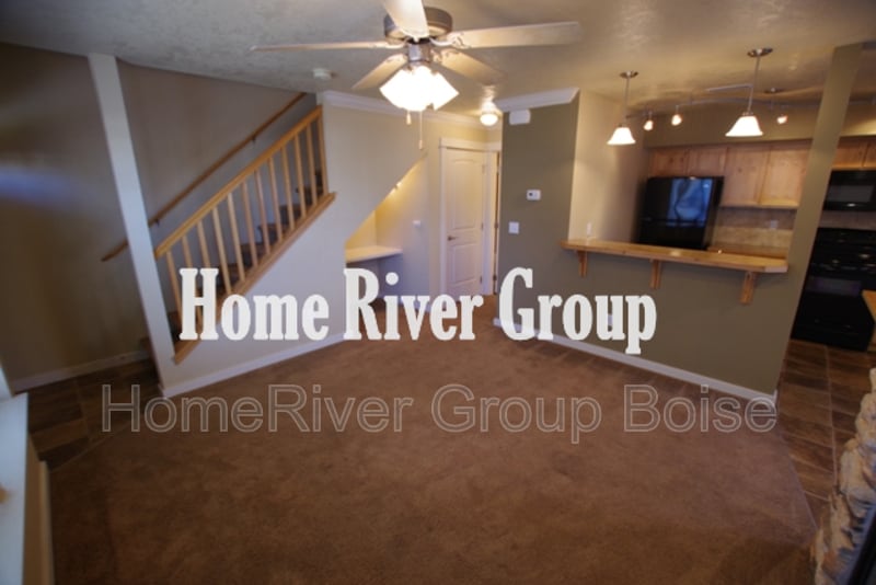 Building Photo - 9129 W Brogan Dr