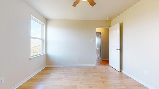 Building Photo - 2429 Regatta Ln