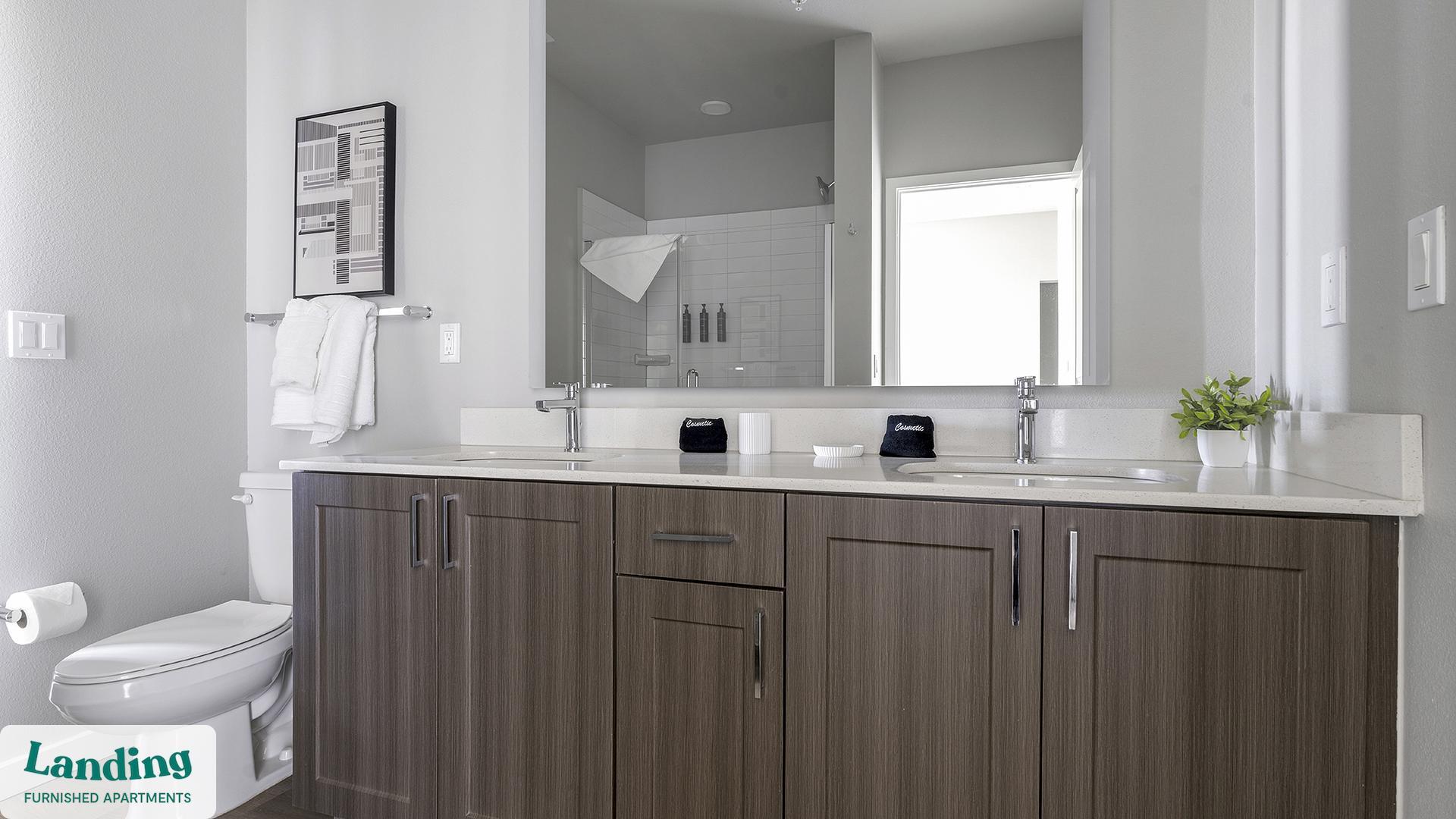 Building Photo - 6850 Foxtail Palm Wy