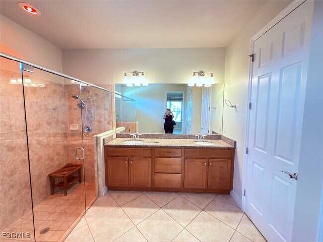 Building Photo - 4954 Iron Horse Way