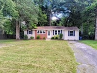 Building Photo - 504 Clyde Dr