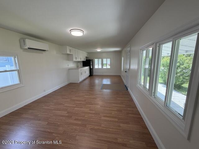 Building Photo - 133 Thirwell Ave