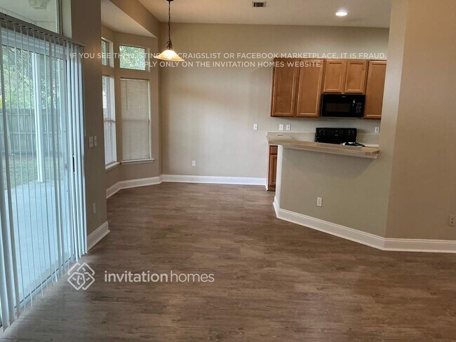 Building Photo - 9503 Woodleigh Mill Dr