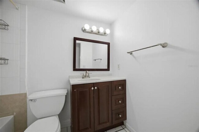 Building Photo - 6336 Newtown Cir