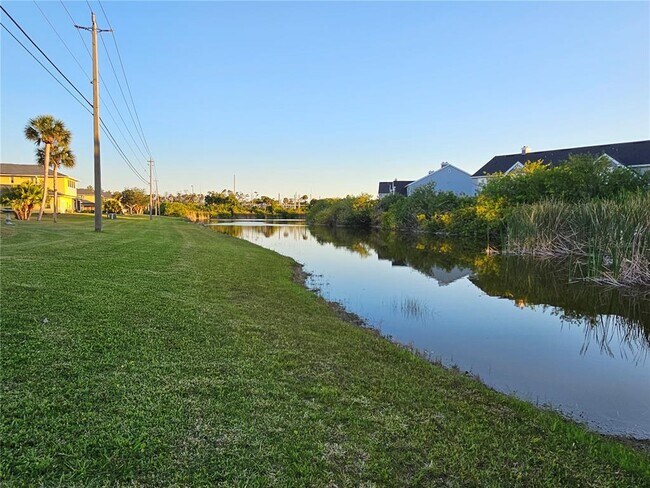 Building Photo - 177 Boundary Blvd