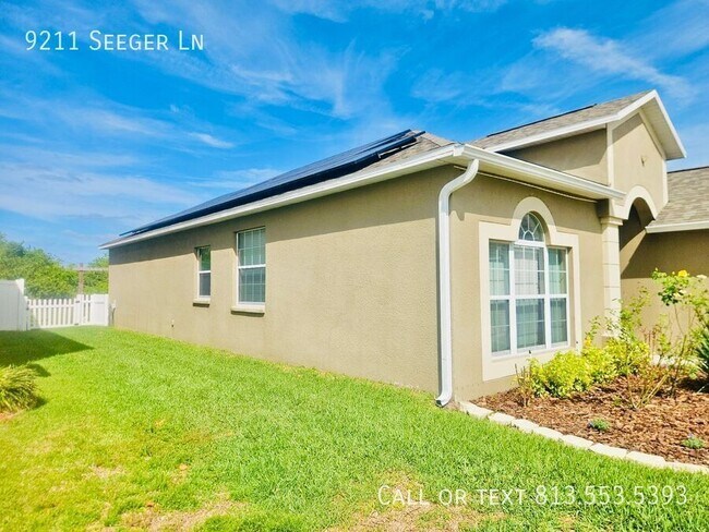 Building Photo - 9211 Seeger Ln