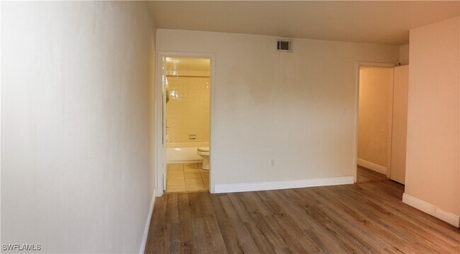 Building Photo - 2828 Jackson St
