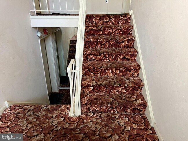 Building Photo - 809 Red Lion Rd