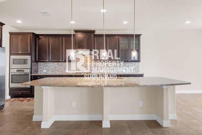 Building Photo - 18607 Pelham Grove Ln
