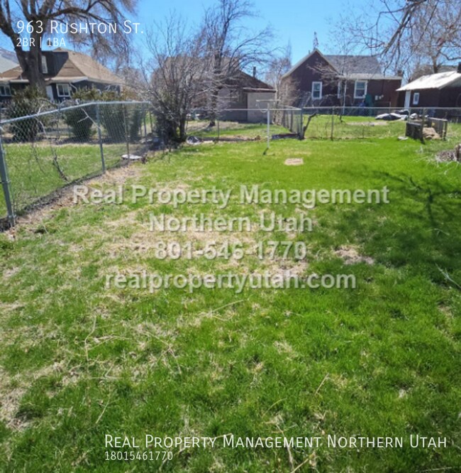 Building Photo - 963 Rushton St
